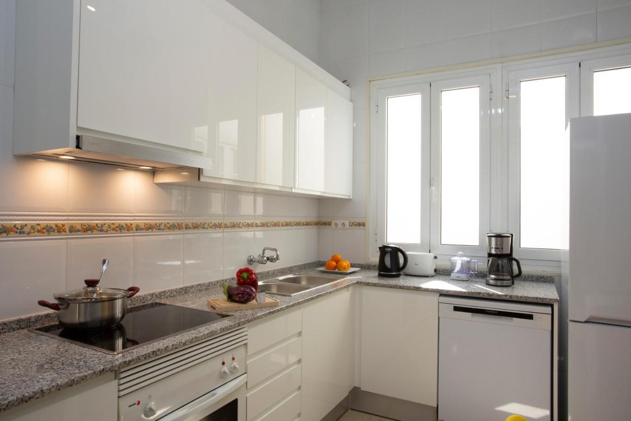 Singularstays Salvador Iv Appartamento Valenza